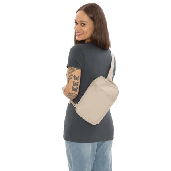 KOI® MATTE SLING BAG 4 L Thumbnail